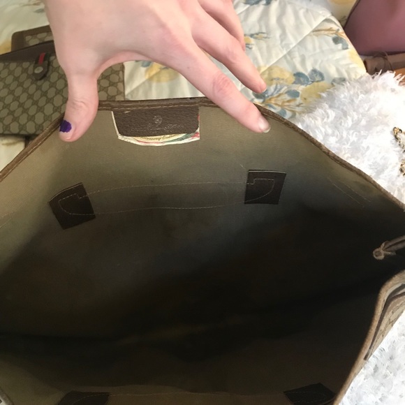 Extra large authentic vintage Gucci shoulder bag - Picture 3 of 7